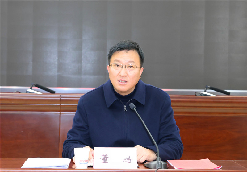 董鸿表示,郸城县政府将一如既往地全力支持回乡投资创业的乡贤人士